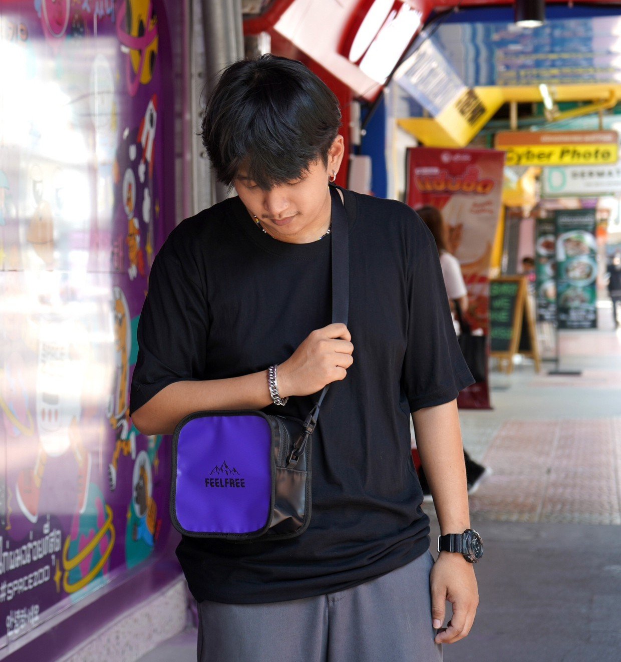 กระเป๋าสะพายข้าง FEELFREE รุ่น QQ สีม่วง_5
